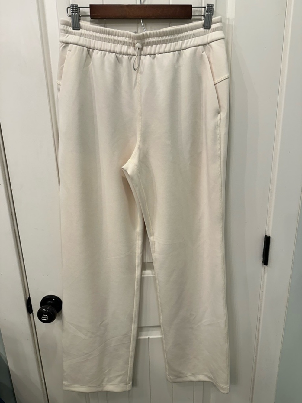 NWT Lululemon Softstreme High-Rise Pant Regular Size 8 Light Ivory Off White